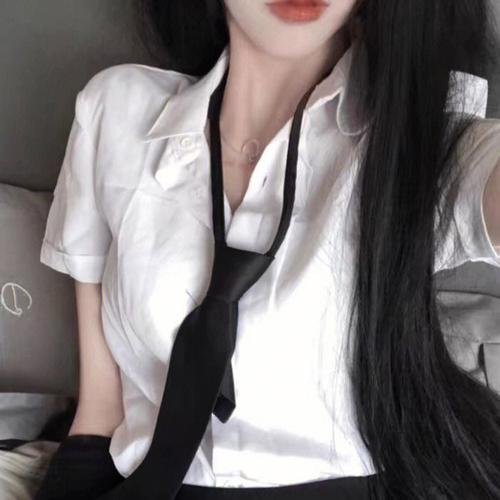 一年的路 海报
