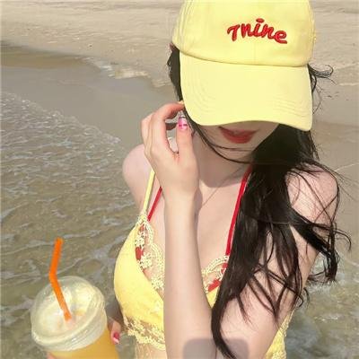 蕾丝边吸你血 海报