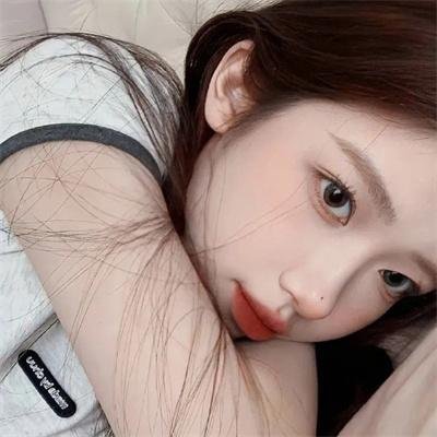 虾米小白鲸 海报